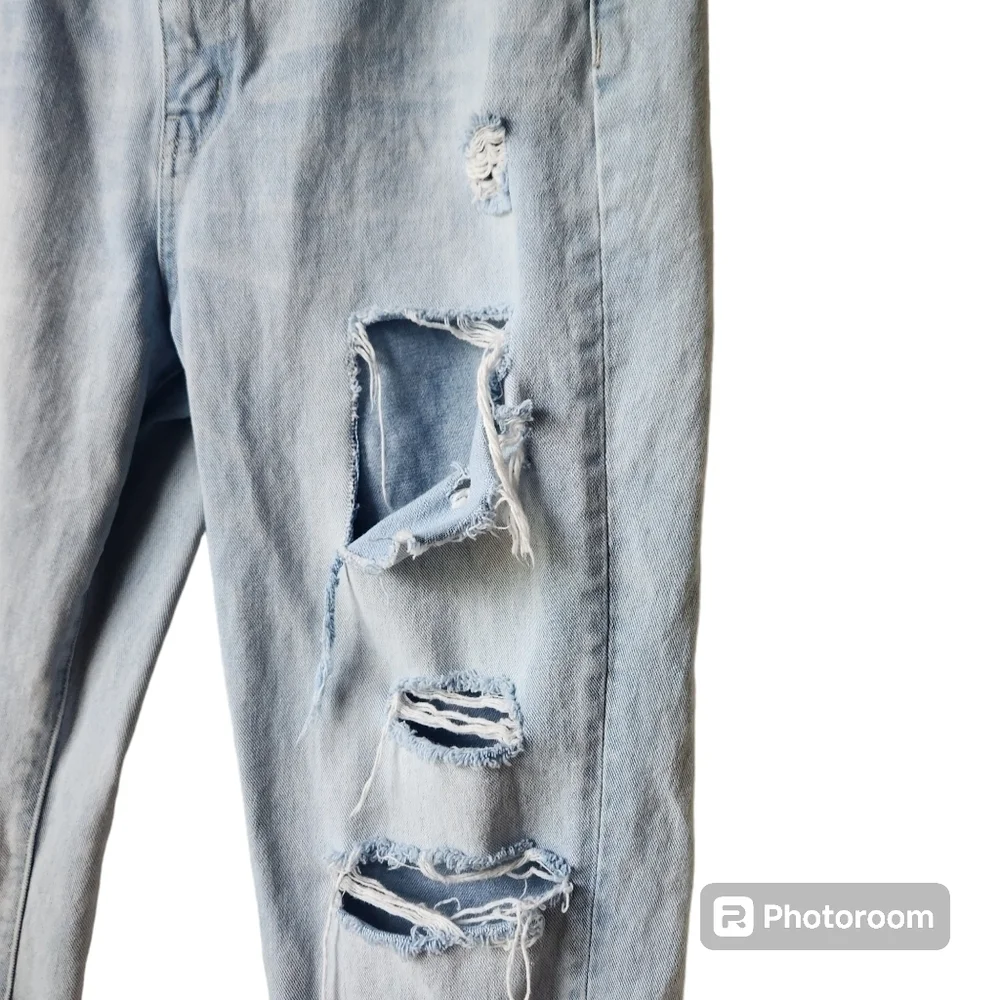 VERVET by Flying MonkeySuper High Rise Distressed Crop Straight Jeans Sz. 31